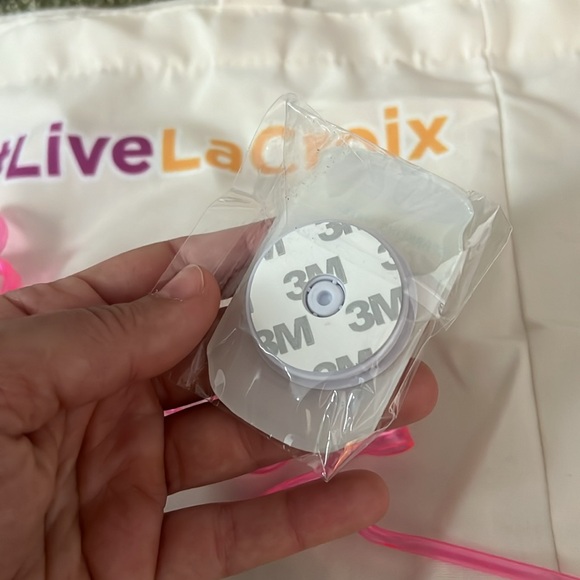 La Croix Summer merch set - Picture 3 of 6